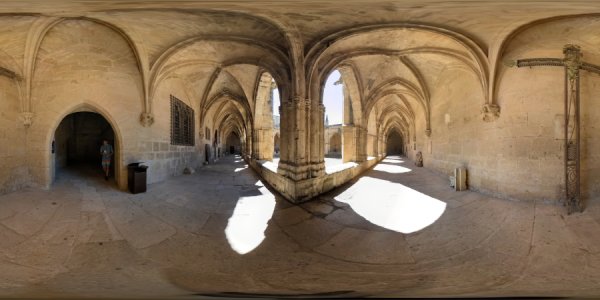 Cloître de Cathédrale Saint-Nazaire-et-Saint-Celse de Béziers