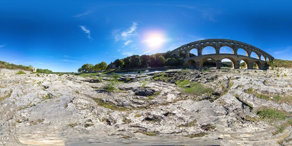 Au bord du gardon - Le Pont du Gard